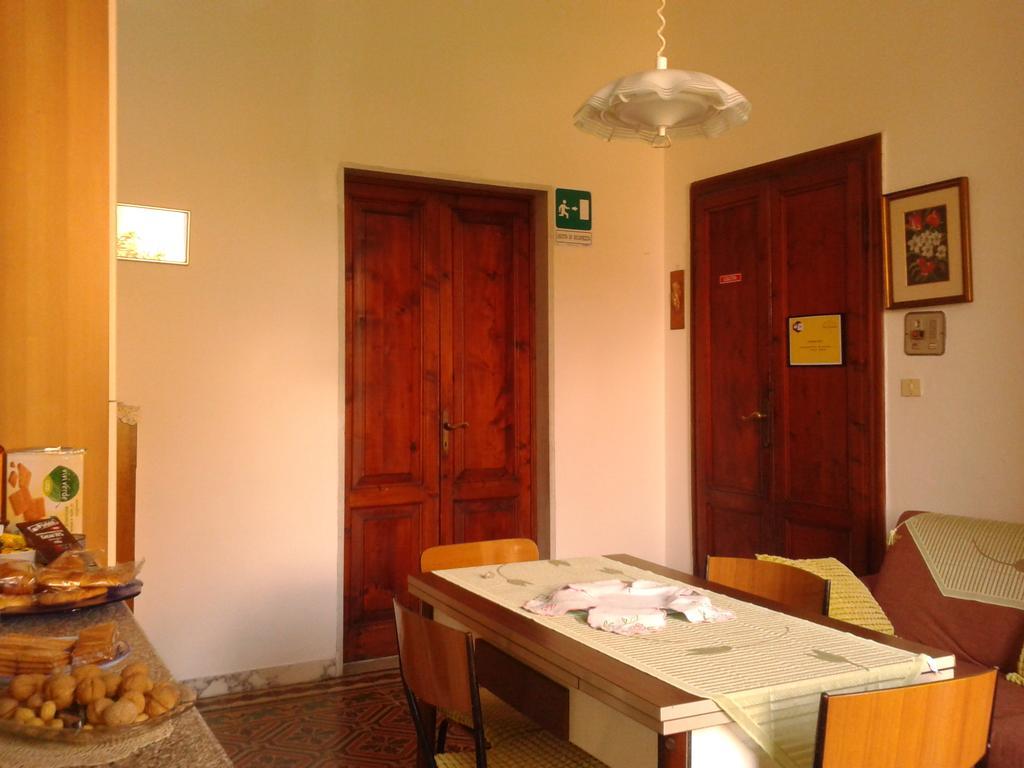Eco B&B I Due Oleandri Marina di Carrara Kültér fotó